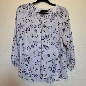 NWOT White floral blouse